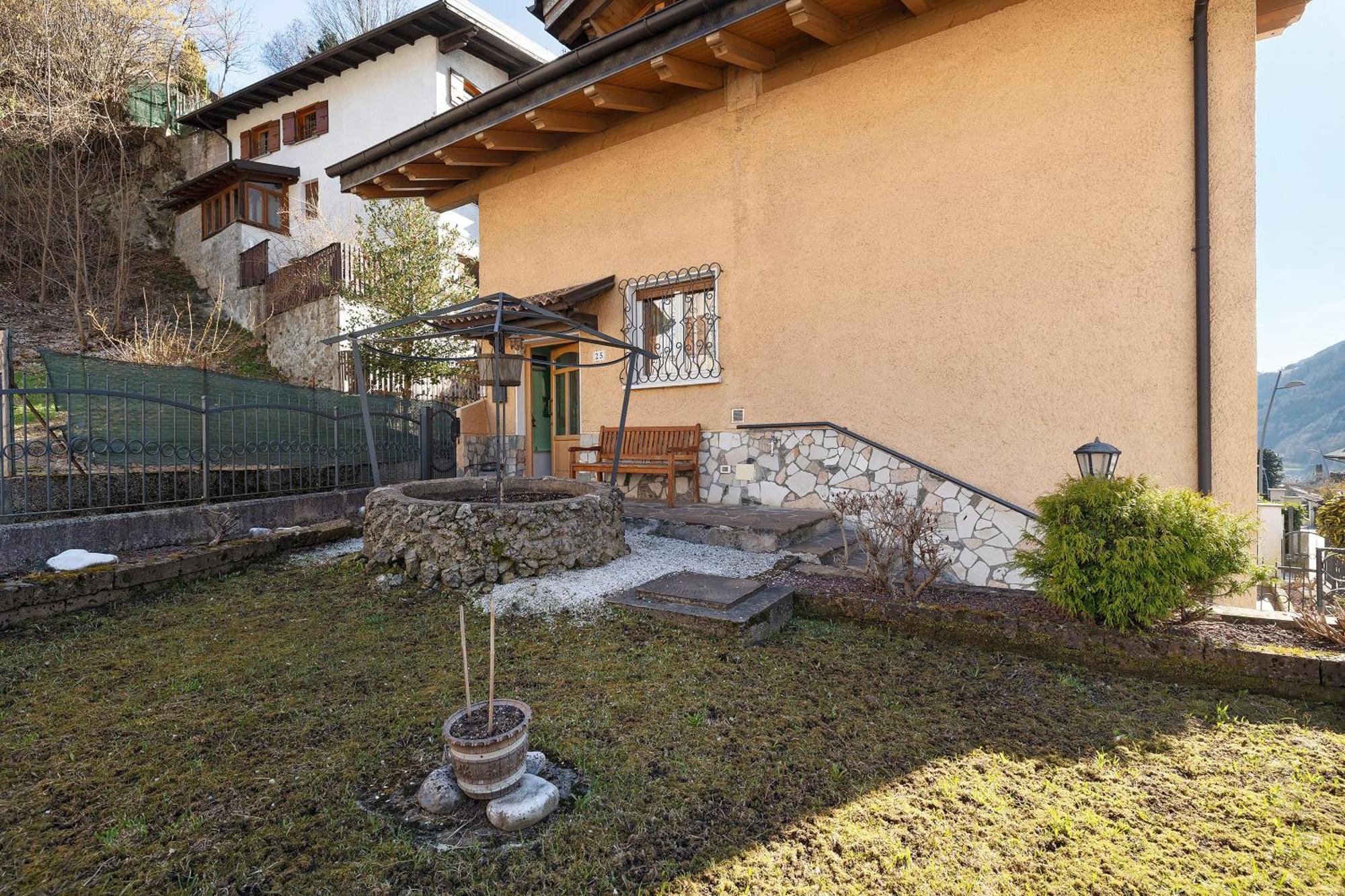 La Casa Delle Fate Apartment Roncone ภายนอก รูปภาพ
