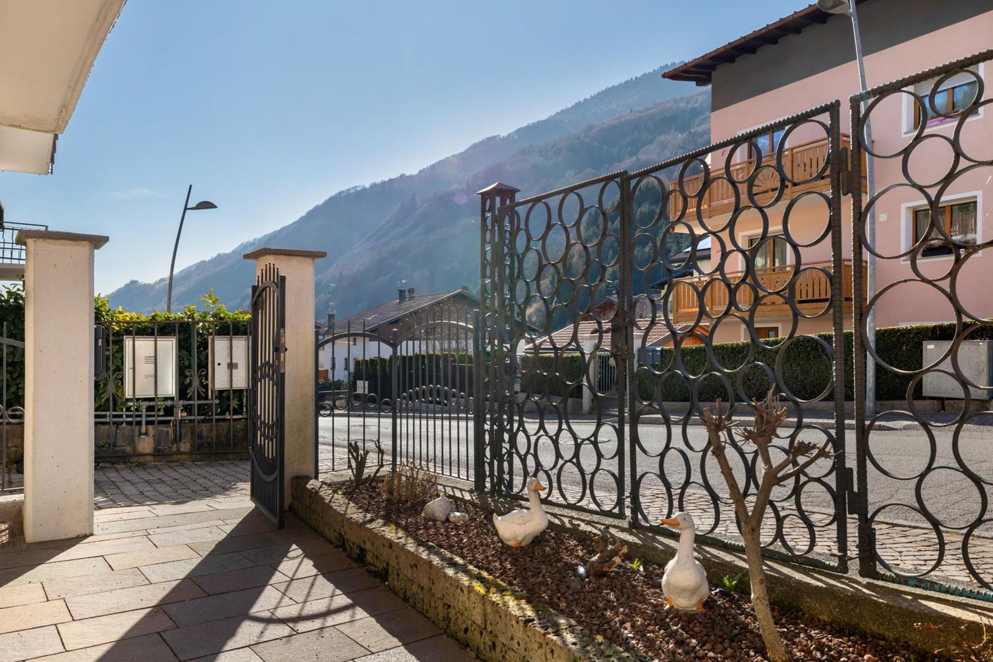 La Casa Delle Fate Apartment Roncone ภายนอก รูปภาพ