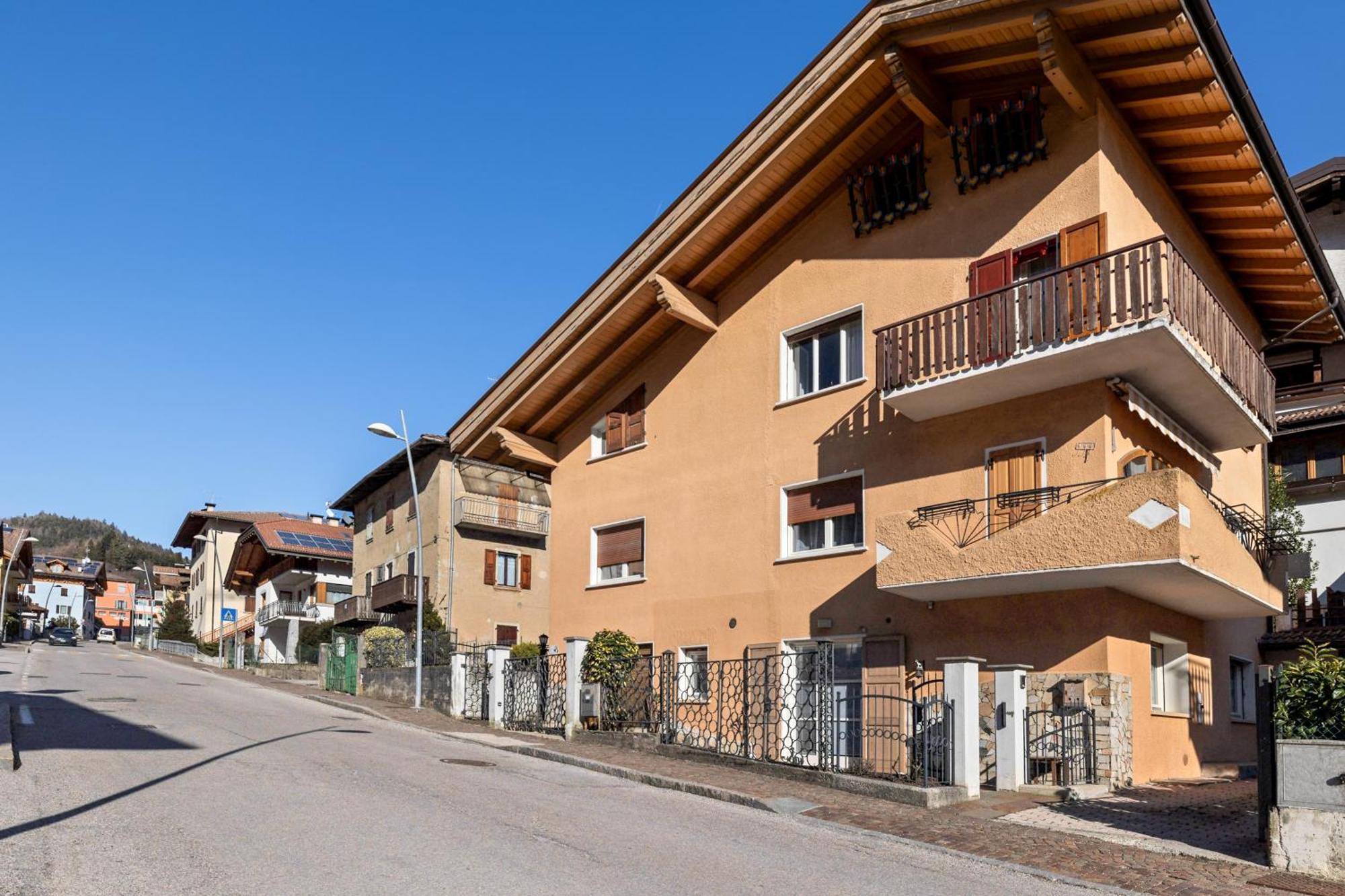 La Casa Delle Fate Apartment Roncone ภายนอก รูปภาพ