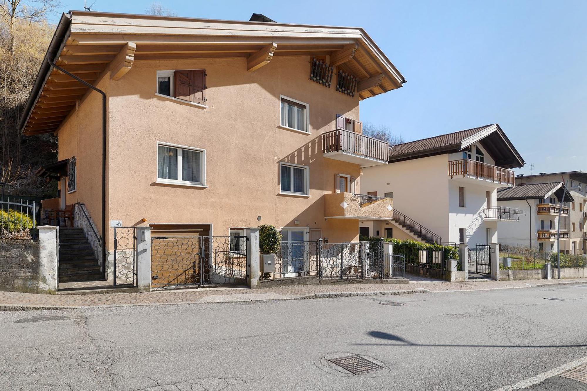 La Casa Delle Fate Apartment Roncone ภายนอก รูปภาพ